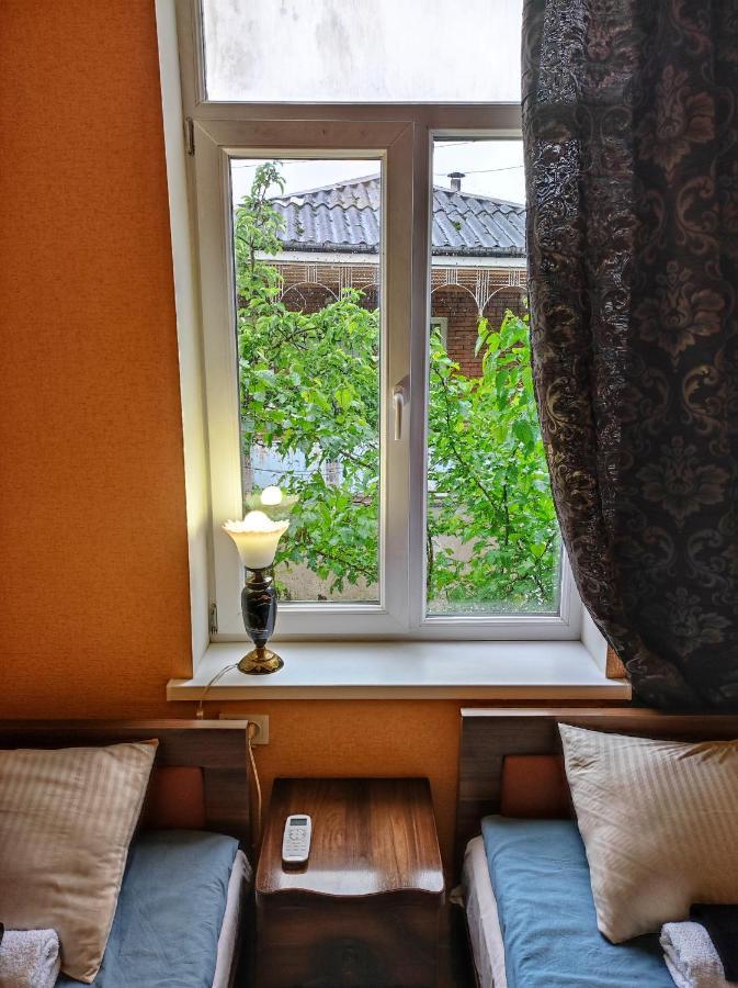 Friendly Guest House Koutaïssi Extérieur photo