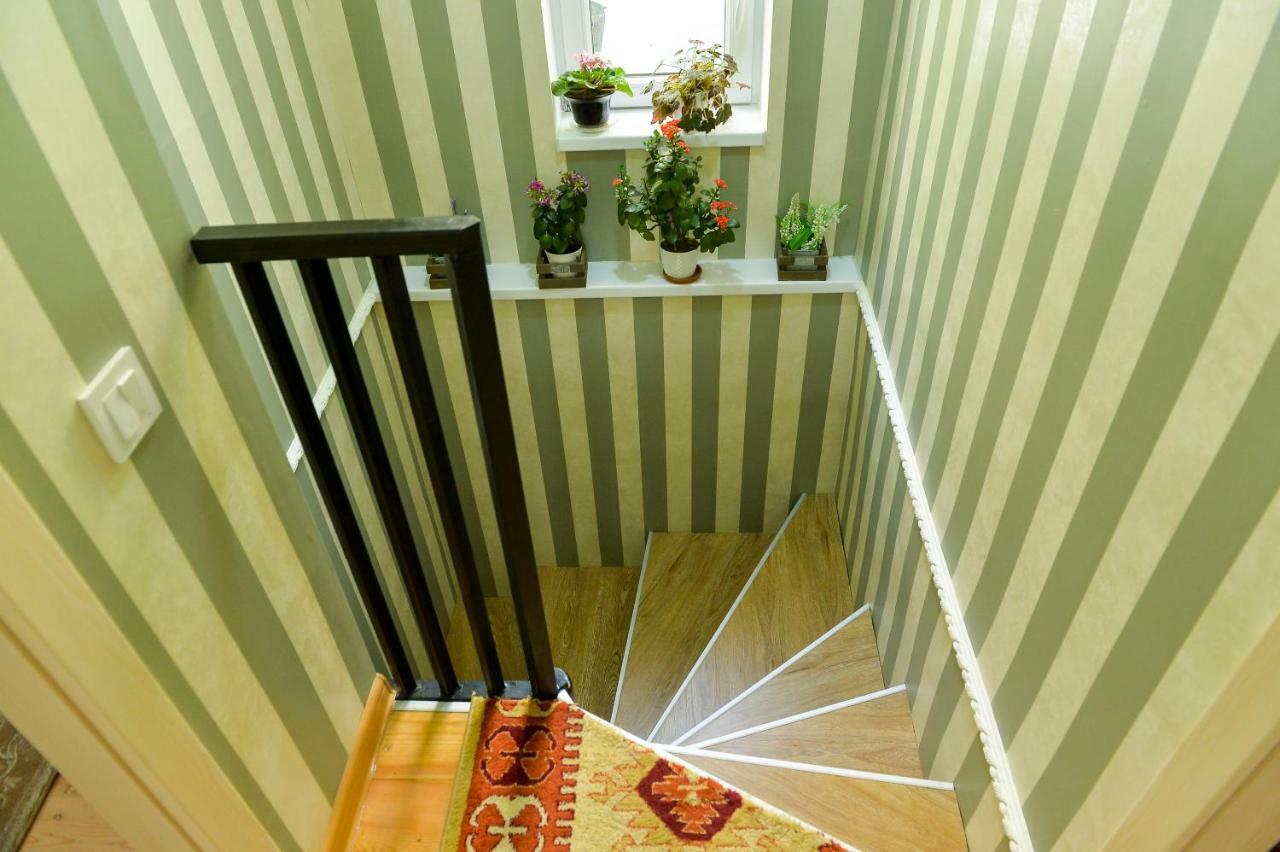 Friendly Guest House Koutaïssi Extérieur photo